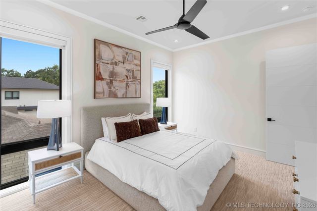 3804 S St Louis Avenue, Tulsa, OK 74105