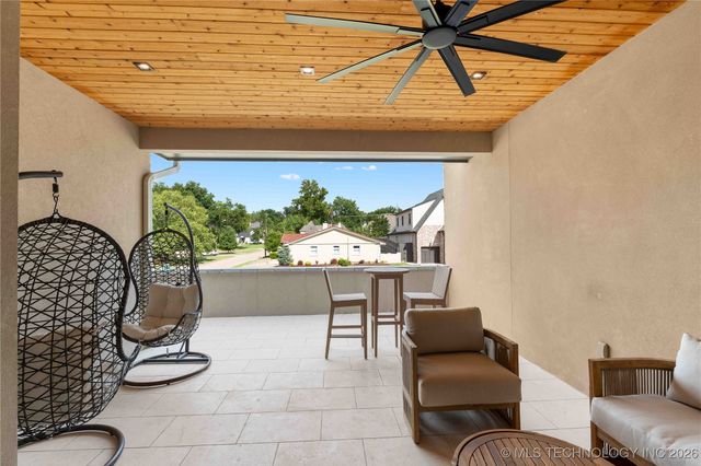 3804 S St Louis Avenue, Tulsa, OK 74105