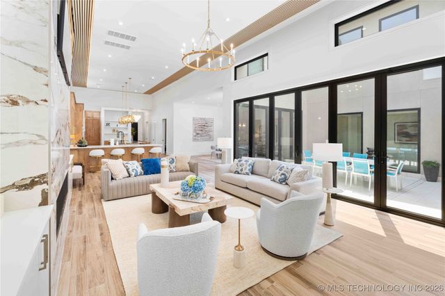 3804 S St Louis Avenue, Tulsa, OK 74105