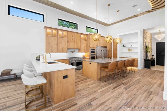 3804 S St Louis Avenue, Tulsa, OK 74105