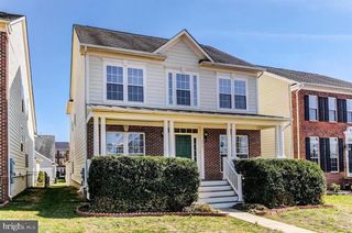 2002 IDLEWILD BLVD, Fredericksburg, VA 22401