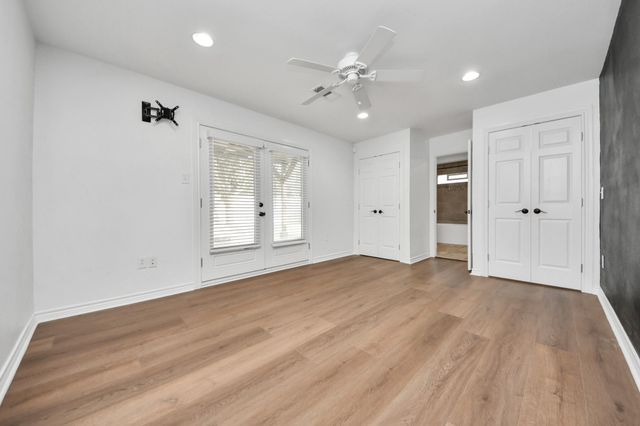 1108 Wakefield Drive, Houston, TX 77018