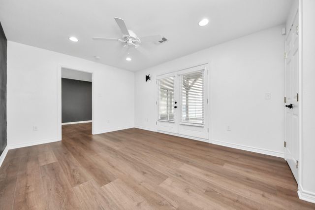 1108 Wakefield Drive, Houston, TX 77018