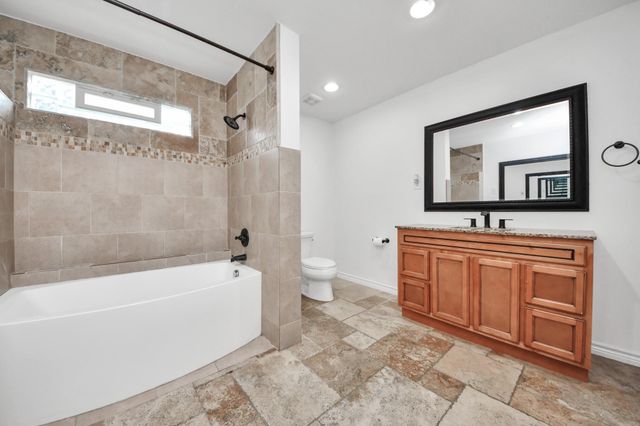 1108 Wakefield Drive, Houston, TX 77018