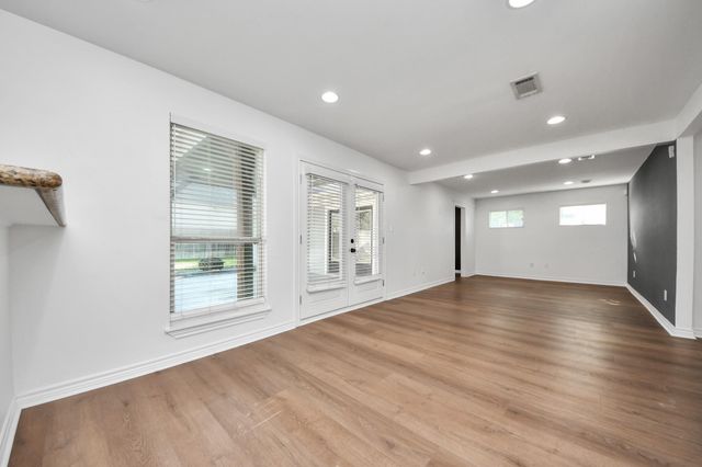 1108 Wakefield Drive, Houston, TX 77018