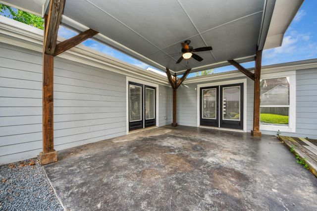 1108 Wakefield Drive, Houston, TX 77018