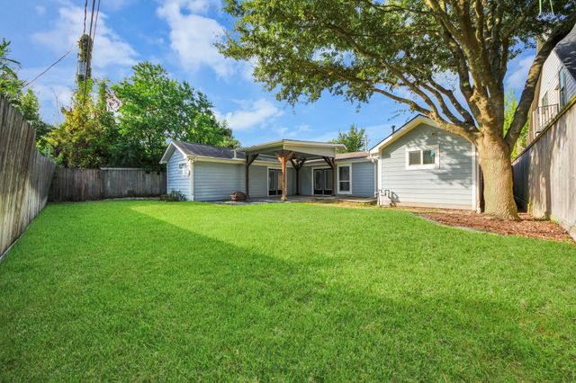 1108 Wakefield Drive, Houston, TX 77018