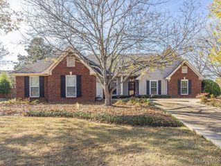 2300 Halcyon Boulevard, Montgomery, AL 36117