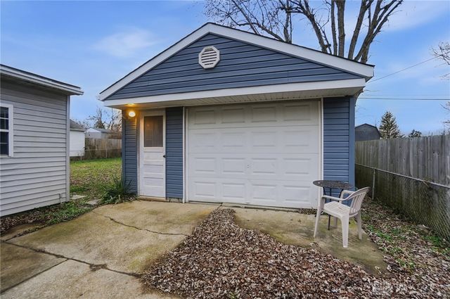 1209 Ringwalt Drive, Dayton, OH 45432