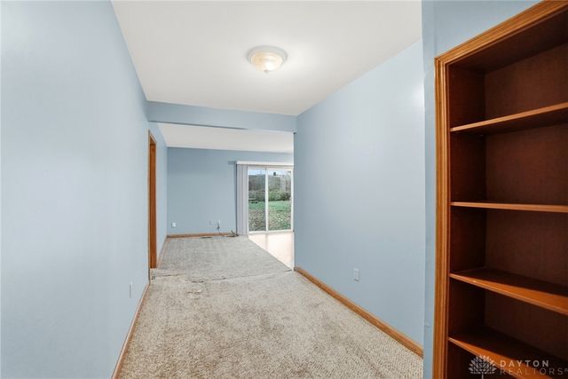 1209 Ringwalt Drive, Dayton, OH 45432