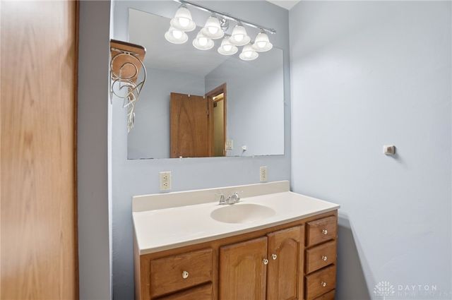 1209 Ringwalt Drive, Dayton, OH 45432