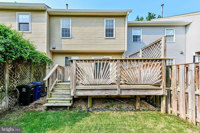 1020 SMARTTS LN NE, Leesburg, VA 20176
