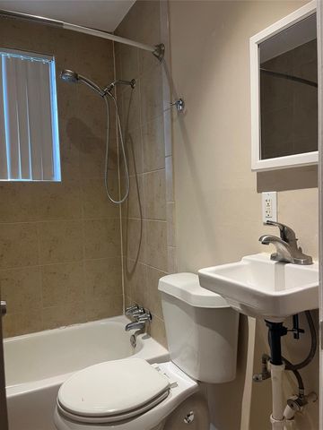 4010 Feagan Street 5, Houston, TX 77007