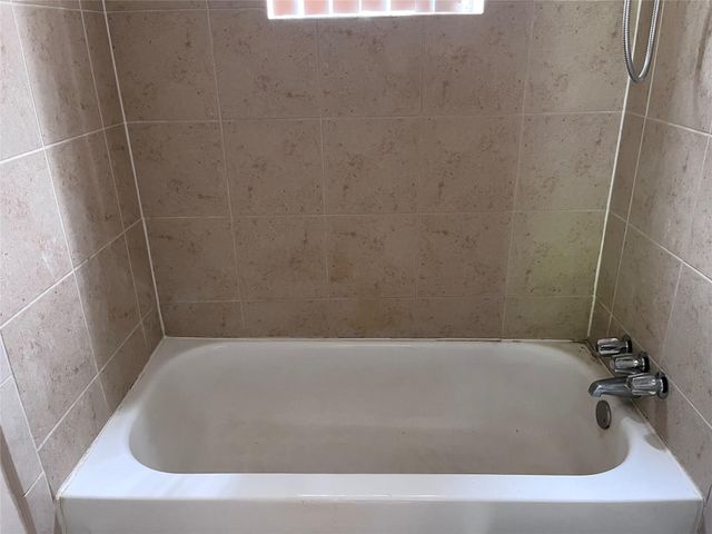 4010 Feagan Street 5, Houston, TX 77007