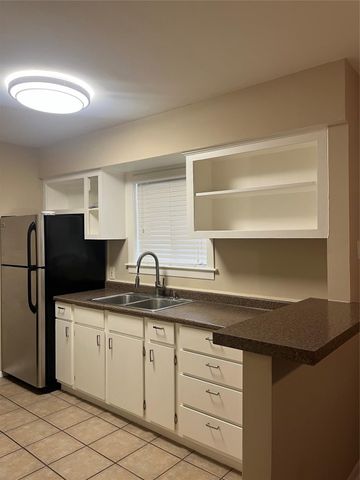 4010 Feagan Street 5, Houston, TX 77007