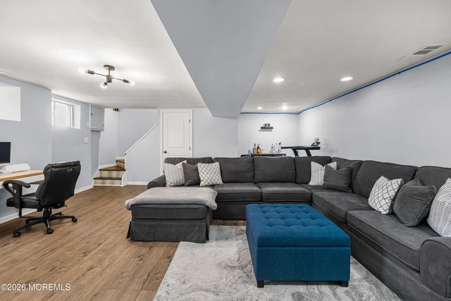 27 Lafayette Drive, Hazlet, NJ 07730