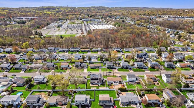 27 Lafayette Drive, Hazlet, NJ 07730