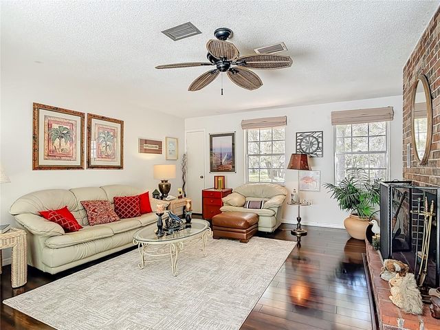 4525 AUDUBON AVENUE, De Leon Springs, FL 32130