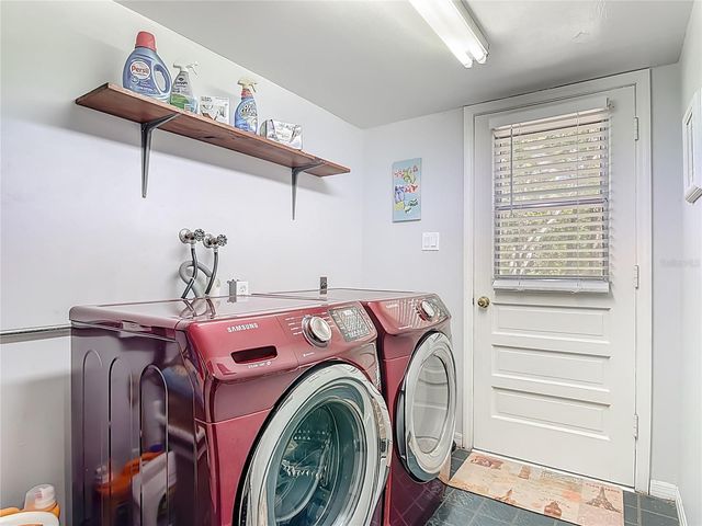 4525 AUDUBON AVENUE, De Leon Springs, FL 32130