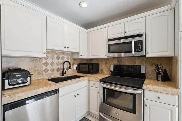 5405 BAYBROOK AVENUE, Orlando, FL 32819