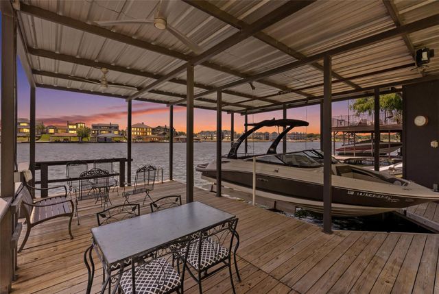 141 Perry LN, Kingsland, TX 78639