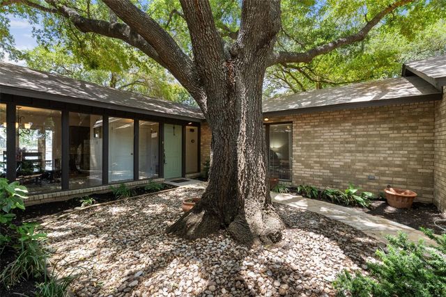 141 Perry LN, Kingsland, TX 78639