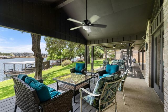 141 Perry LN, Kingsland, TX 78639