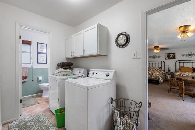 141 Perry LN, Kingsland, TX 78639