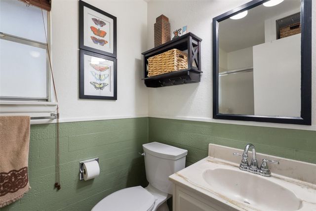 141 Perry LN, Kingsland, TX 78639