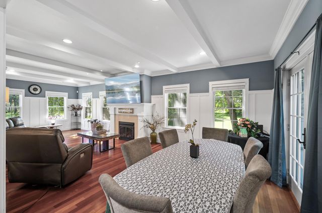 38104 Everton Avenue, North Branch, MN 55056