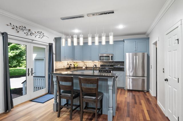 38104 Everton Avenue, North Branch, MN 55056