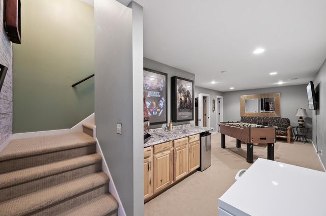 38104 Everton Avenue, North Branch, MN 55056