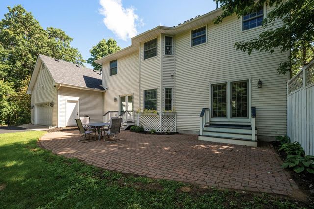 38104 Everton Avenue, North Branch, MN 55056