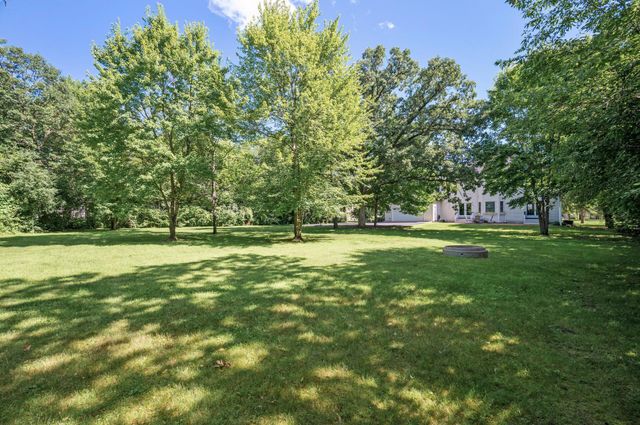 38104 Everton Avenue, North Branch, MN 55056