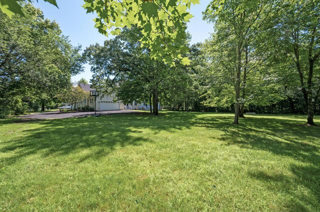 38104 Everton Avenue, North Branch, MN 55056