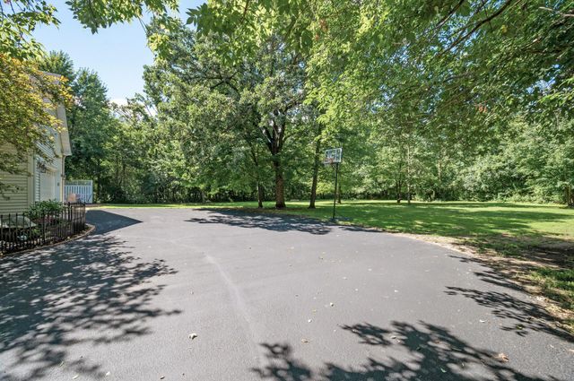 38104 Everton Avenue, North Branch, MN 55056