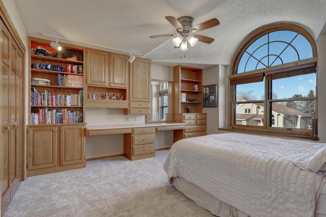 624 S KELLER PARK DRIVE, Appleton, WI 54914