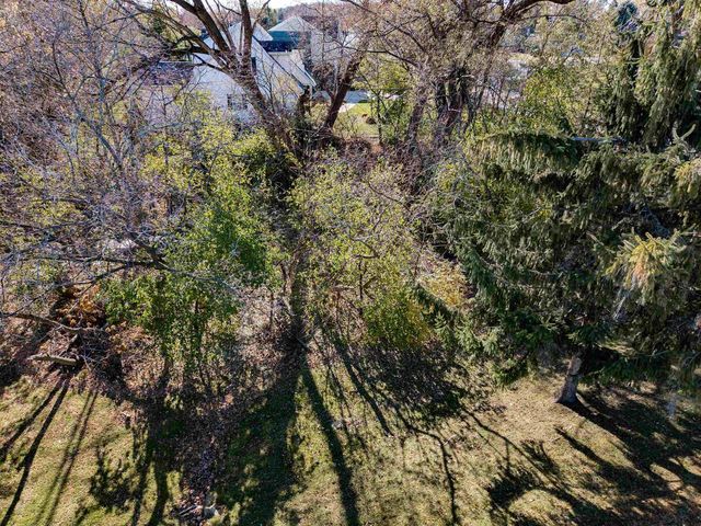 624 S KELLER PARK DRIVE, Appleton, WI 54914