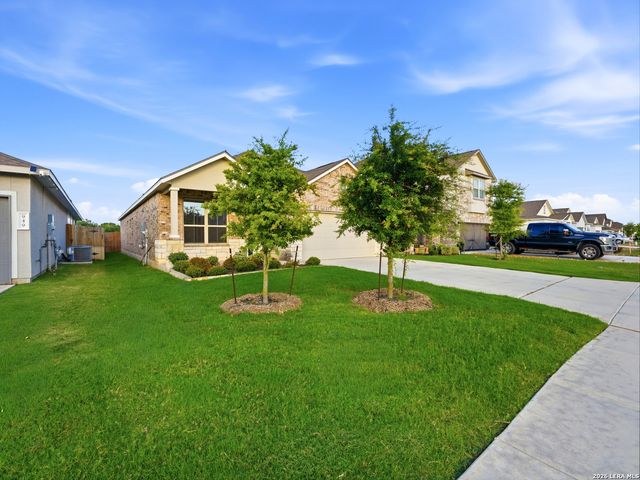 953 Willowbrook, New Braunfels, TX 78130