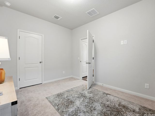 953 Willowbrook, New Braunfels, TX 78130