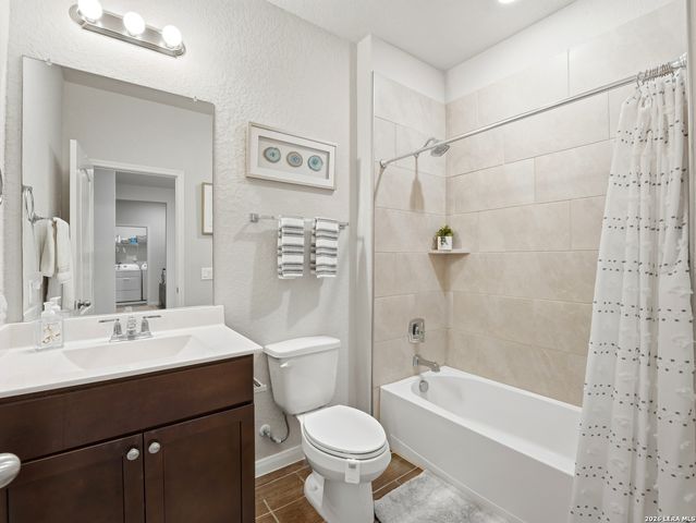 953 Willowbrook, New Braunfels, TX 78130