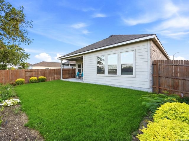 953 Willowbrook, New Braunfels, TX 78130
