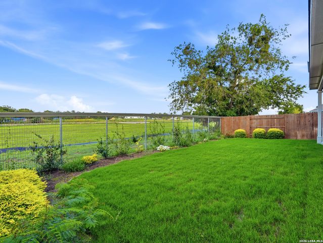 953 Willowbrook, New Braunfels, TX 78130