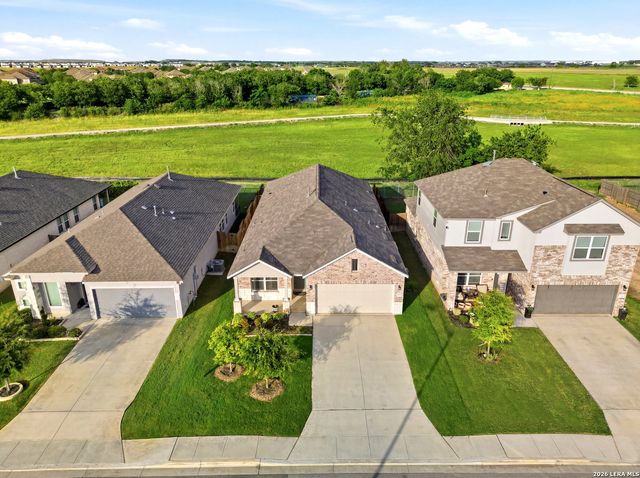 953 Willowbrook, New Braunfels, TX 78130