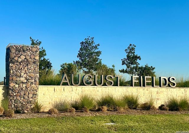953 Willowbrook, New Braunfels, TX 78130