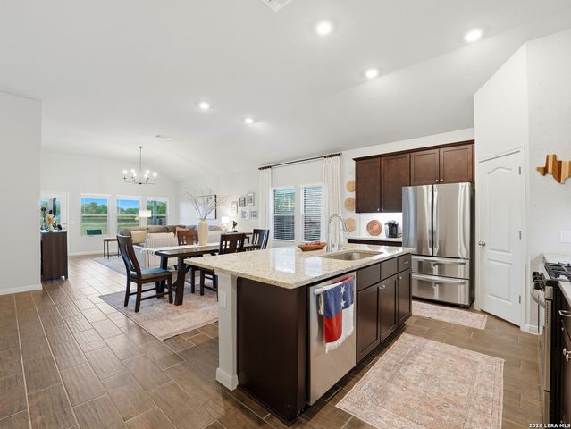 953 Willowbrook, New Braunfels, TX 78130