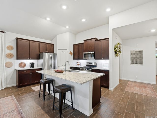 953 Willowbrook, New Braunfels, TX 78130
