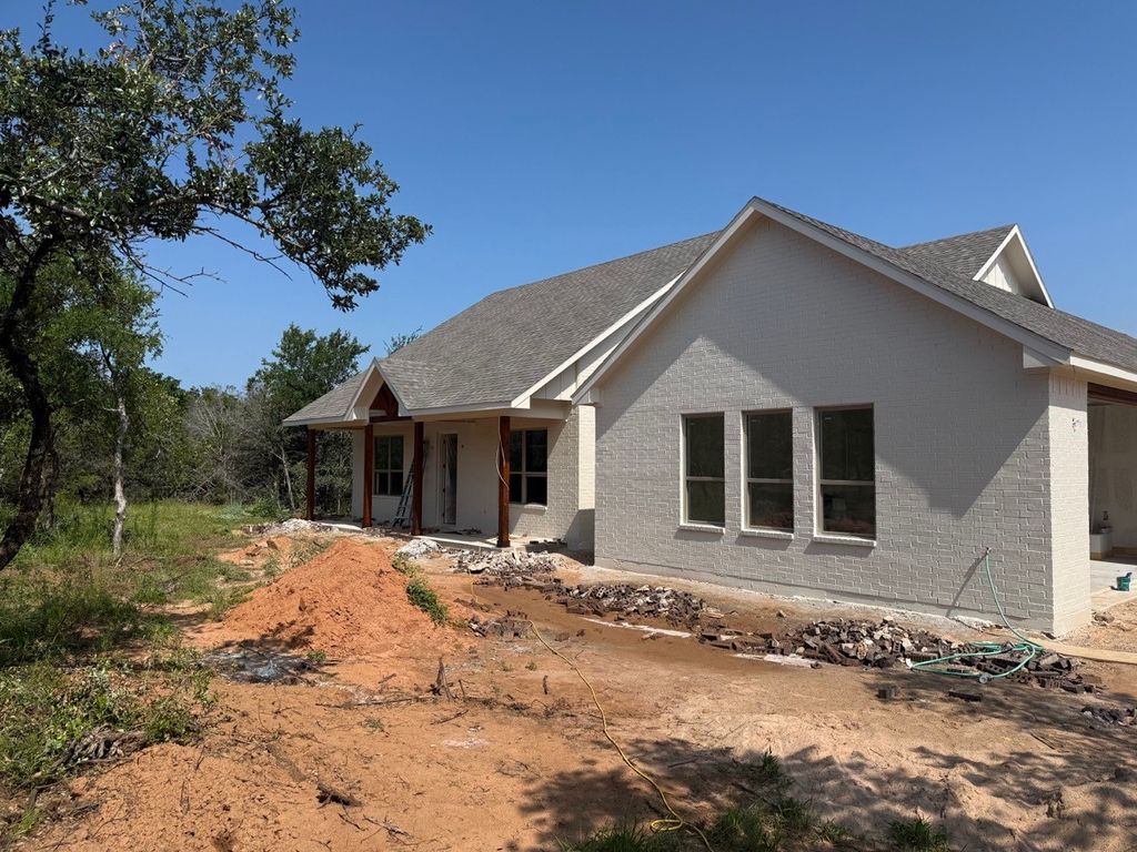 3347 N Lakeview Drive, Palo Pinto, TX 76484