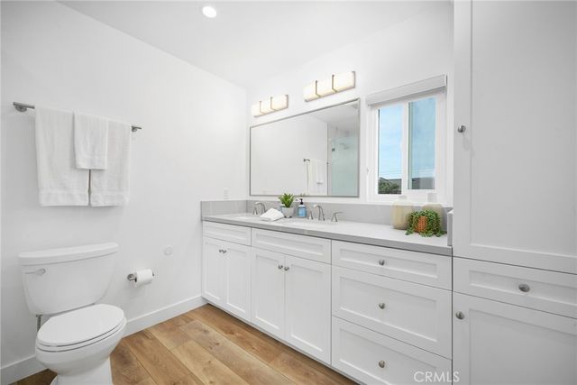205 42nd Street, Newport Beach, CA 92663
