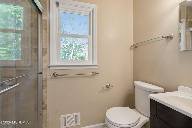 4 Wylie Terrace, Morganville, NJ 07751